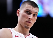 开云体育登录-热火球员取得个人新高，球队造起的简单介绍