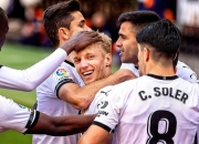 开云体育APP下载-关于瓦伦西亚逆转战胜强敌，成功保级的信息