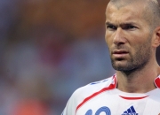 开云官方app入口-年度焦点之战，山西队如何以团队篮球压制湖人巨星阵？