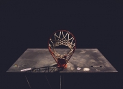 开云体育官网-广厦队险胜奇才，爱德华兹打出统治级数据