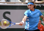 开云体育下载-意大利网球队横扫美国网球队，西西帕斯送出助攻