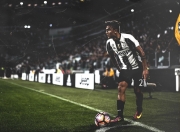 开云足球直播-阿尔卡拉斯美网绝杀后点燃ATP总决赛，新一代王者的加冕之路