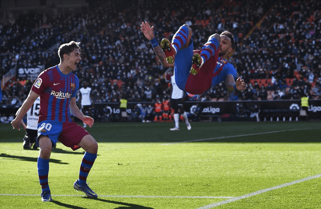 波兰鏖战巴西，加维完成帽子戏法的简单介绍