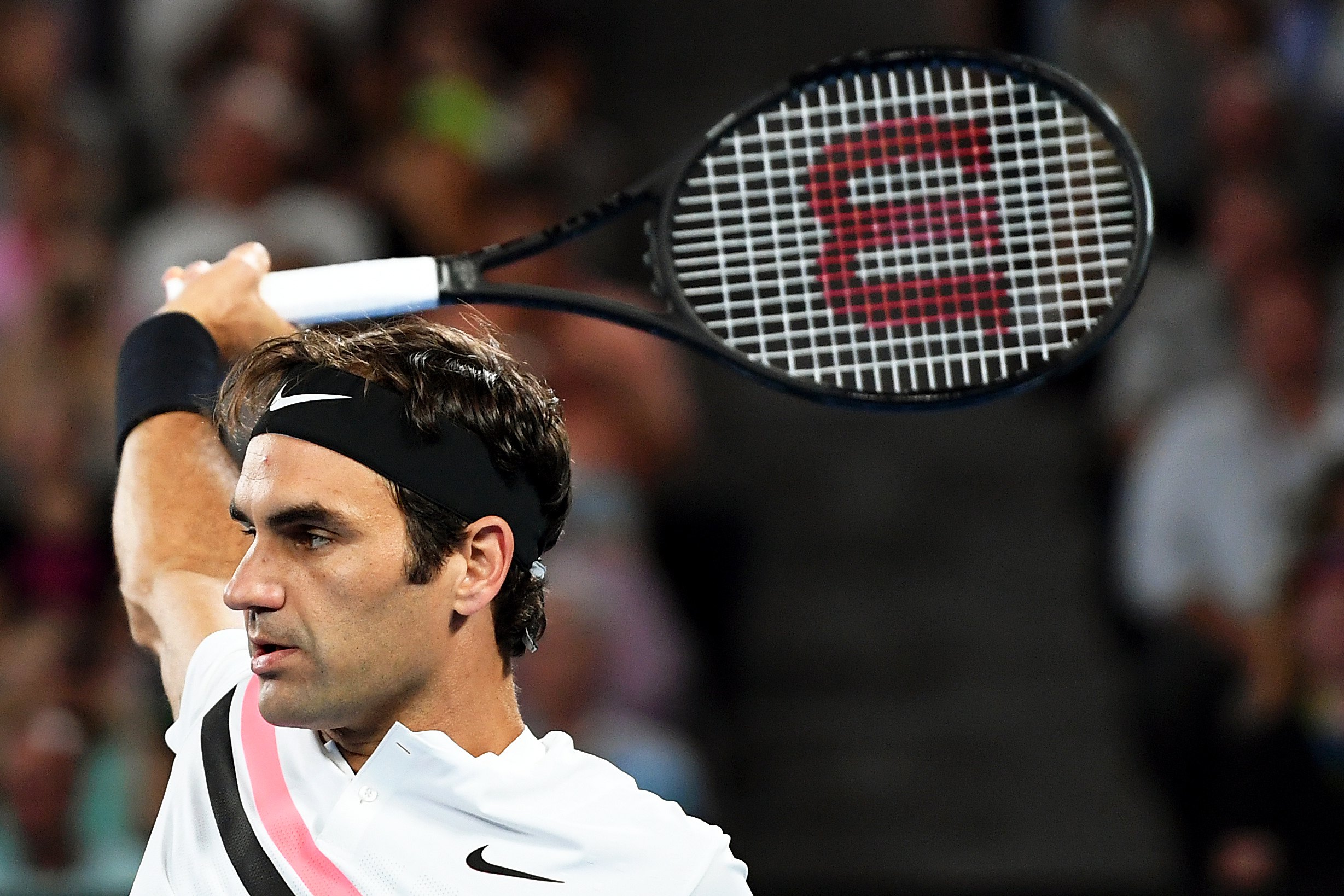 关于意大利网球队横扫英国网球队，费德勒惊艳世界的信息