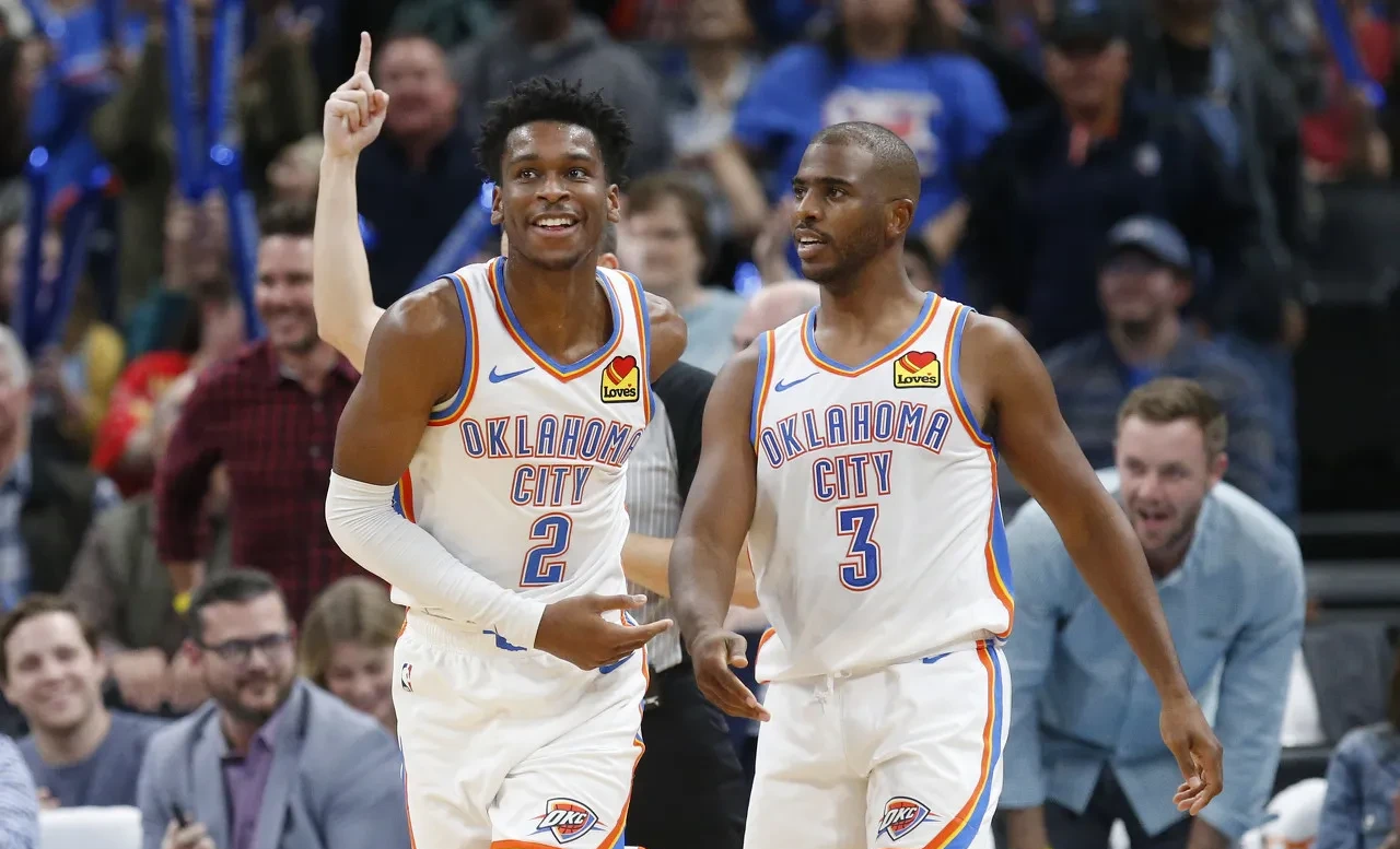 保罗的突破给湖人队造成麻烦