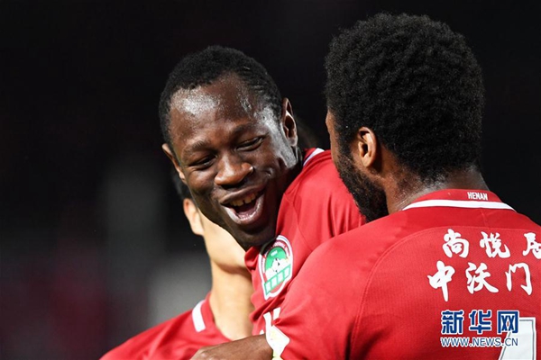 河南建业主场不敌恒大，遭遇连续失利的简单介绍