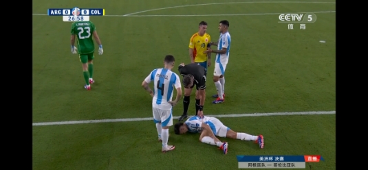 哥伦比亚中场球员因累积黄牌遭停赛的简单介绍