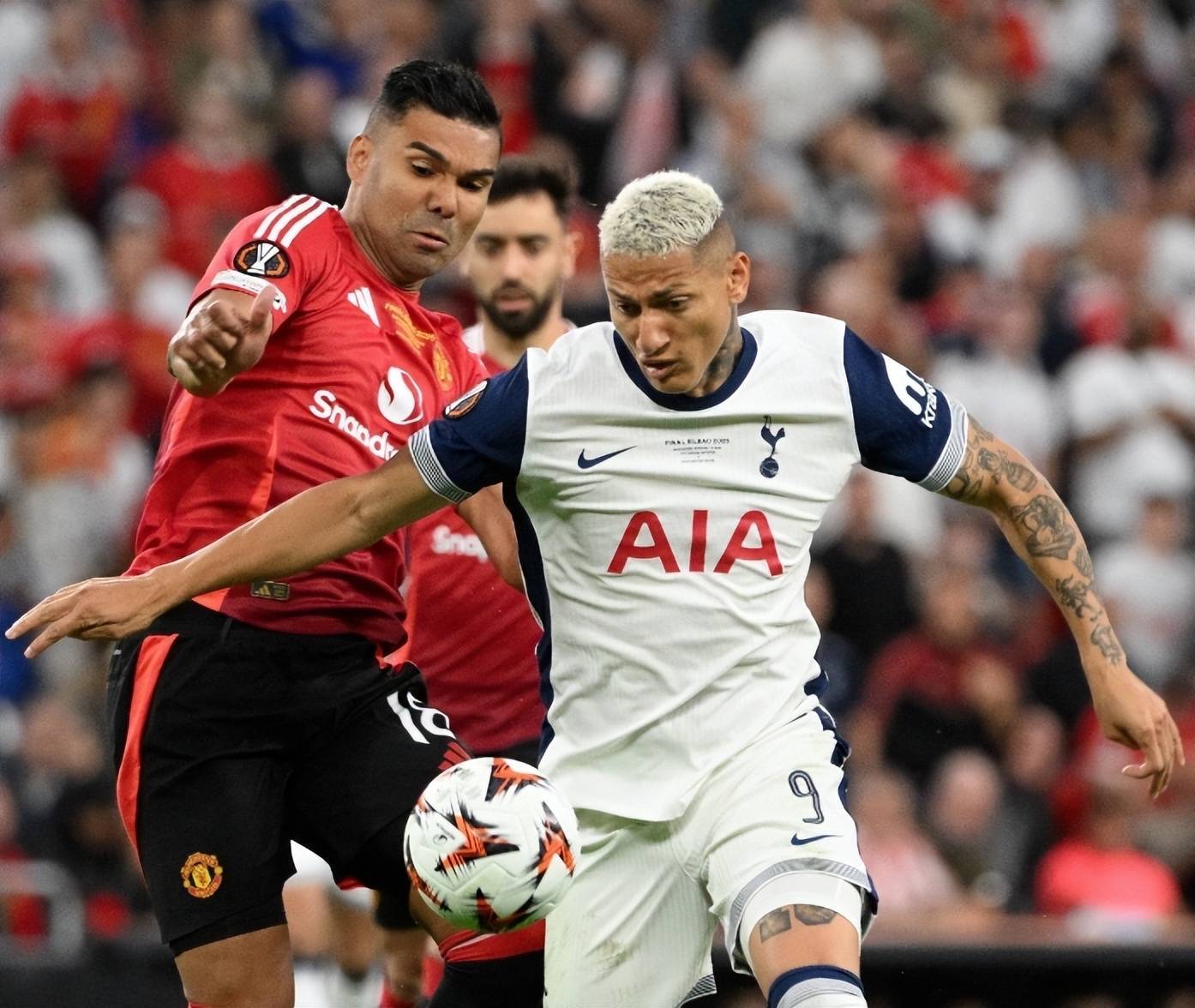 曼城客场战平热刺,英超争冠局势愈发激烈!的简单介绍 曼城客场战平热刺,英超争冠局势愈发激烈!的简单介绍