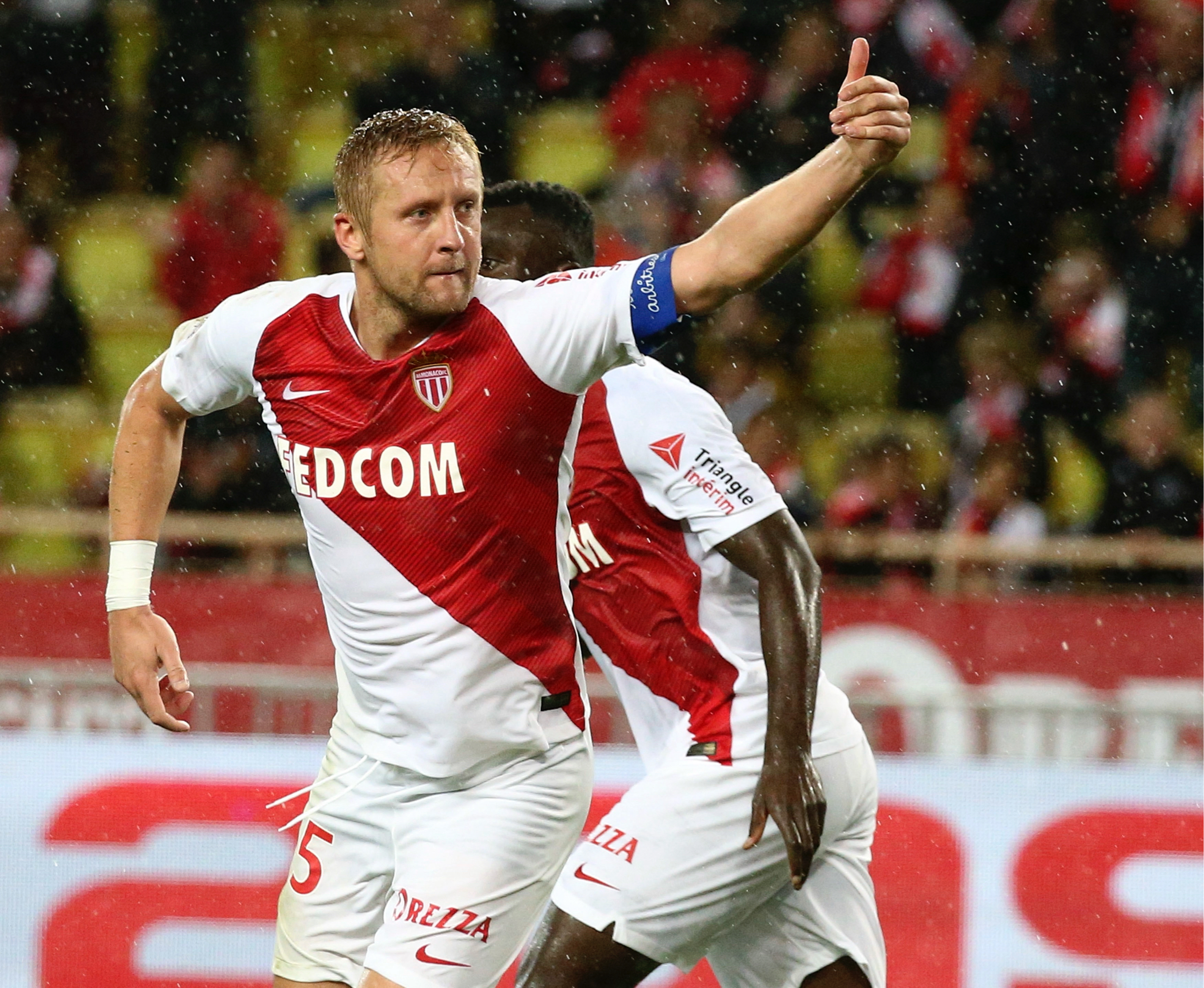 摩纳哥主场战胜斯特拉斯堡,豪夺三分 摩纳哥主场战胜斯特拉斯堡,豪夺三分