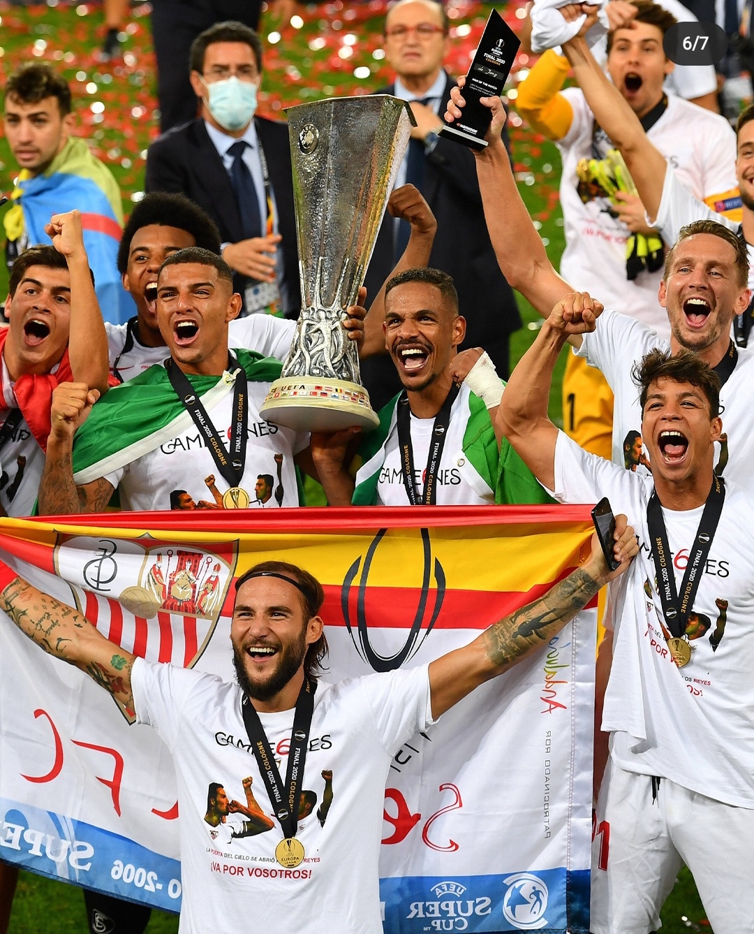 包含图卢兹队球员团结一心,力夺冠军的词条 包含图卢兹队球员团结一心,力夺冠军的词条