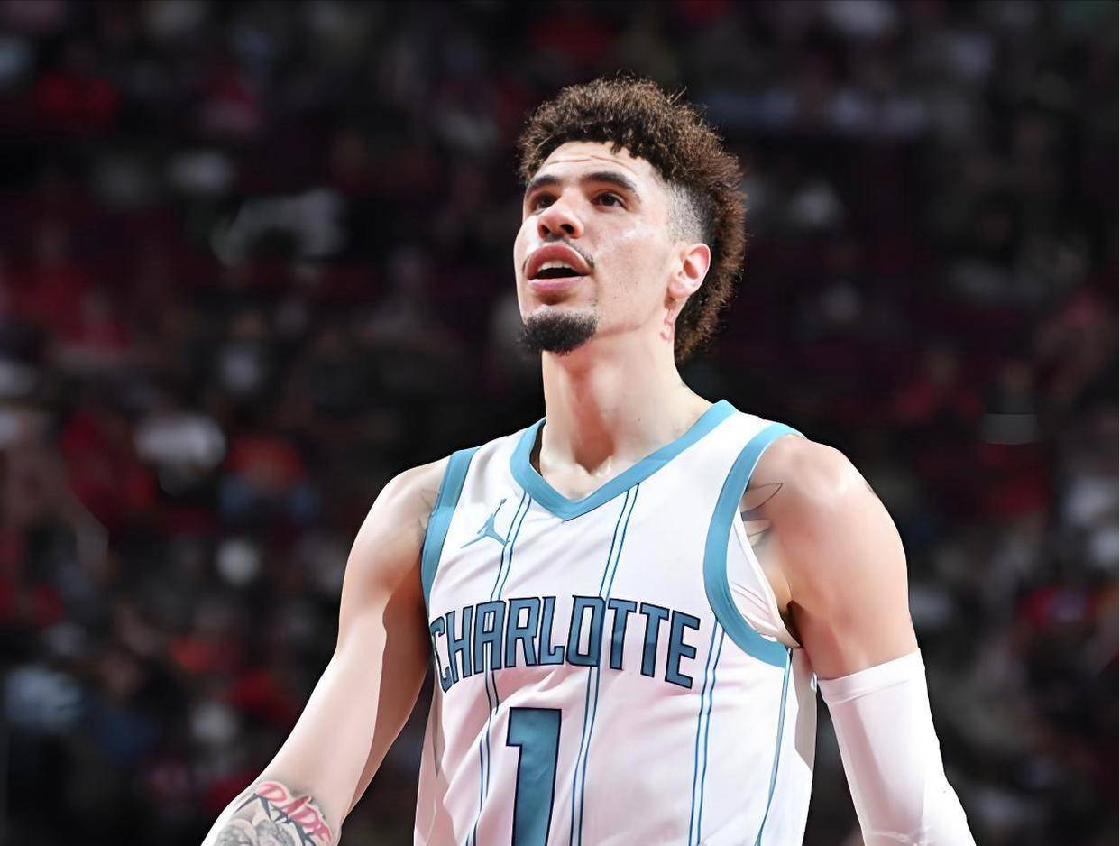 国王逆转巴西男篮，拉文关键制胜的简单介绍