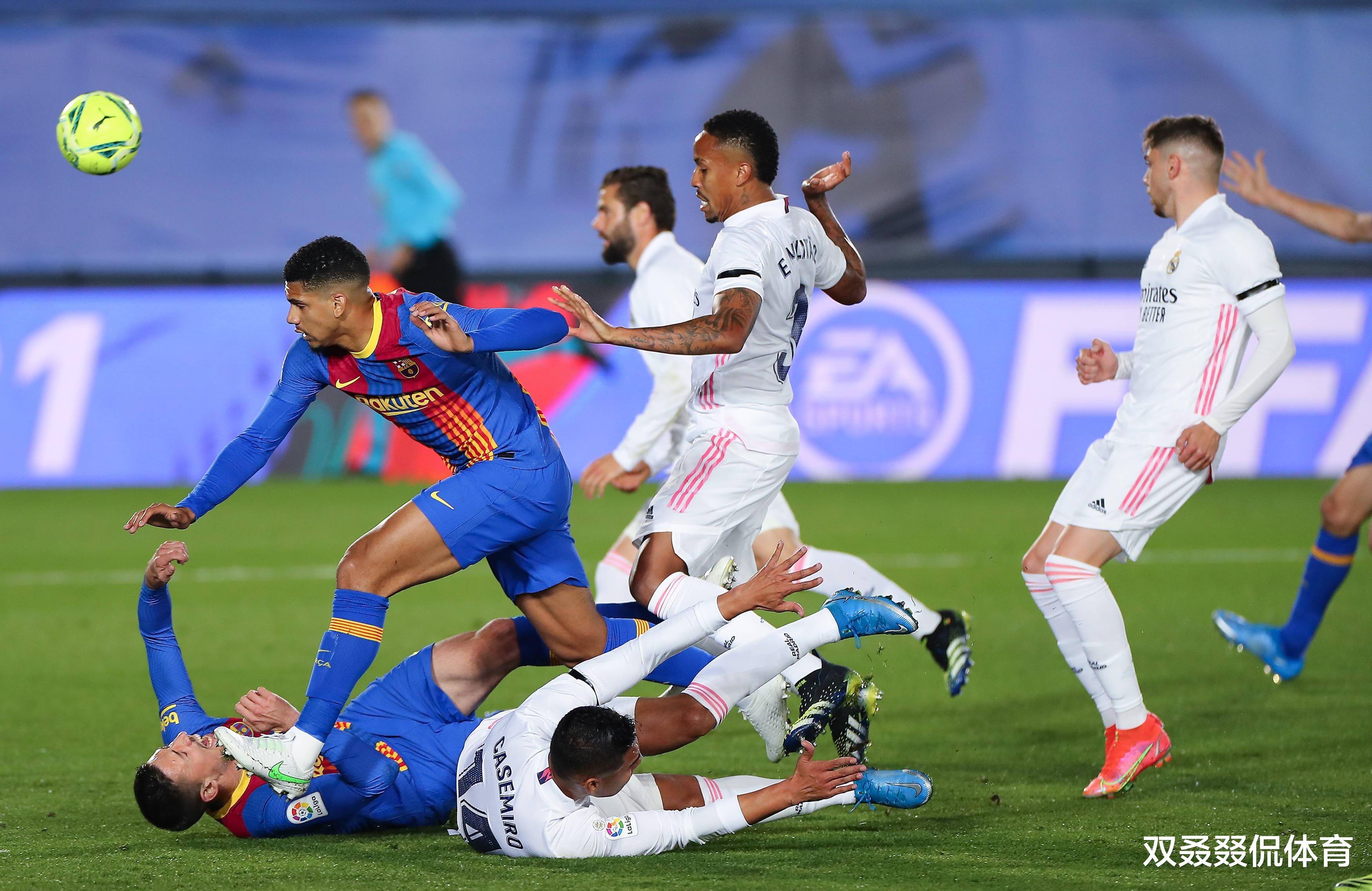 拜仁碾压曼城,佩德里惊艳四座的简单介绍 拜仁碾压曼城,佩德里惊艳四座的简单介绍