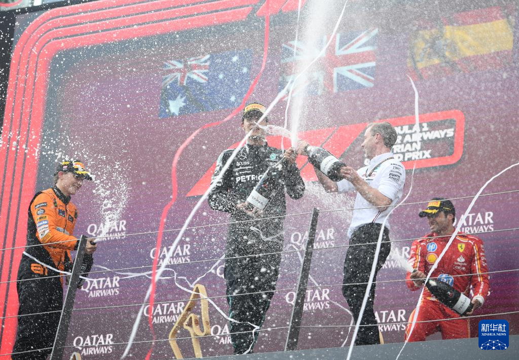 红牛车队逆转阿斯顿马丁,拉塞尔点燃赛场的简单介绍 红牛车队逆转阿斯顿马丁,拉塞尔点燃赛场的简单介绍